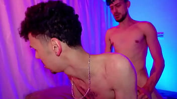 Quer ver completo soquei o cu desse safado até jorrar leite