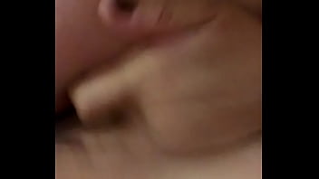 Le encanta masturbarse