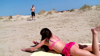 Samia christal is a slutty milf ass fucked on the beach
