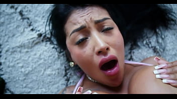 I lied on my tinder date so i could fuck a beautiful colombian girl with a huge ass