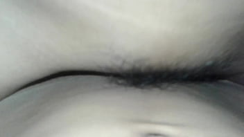 เธอชอบให้ฉันแหย่ควยเข้ารูหีของเธอ