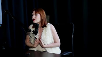 O uber bateu uma punheta para ela fez um squirting bom apresenta o papo de pijama e o atendimento que faz reh queen sheer red