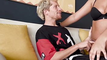 Amateur hot latina with big ass fingering handjob blowjob and riding cowgirl tublancopapi