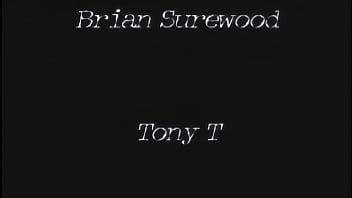 Kerry and farrah eat titties and poon then stuff crotches with vibrators