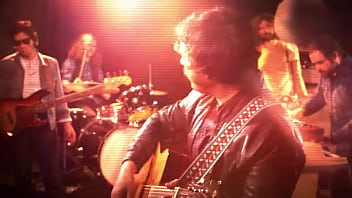 Tercer Tipo Enjambre thumbnail