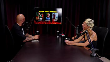 Safada faz stripper sensual depois de falar que fez dp com um brinquedo grosso estão procurando anão e em quem mama senta ou passa natt paradise & raposão watch sheer red