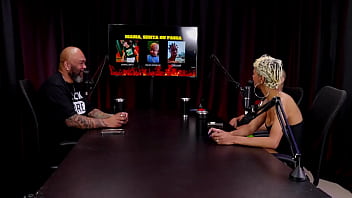 Safada faz stripper sensual depois de falar que fez dp com um brinquedo grosso estão procurando anão e em quem mama senta ou passa natt paradise & raposão watch sheer red