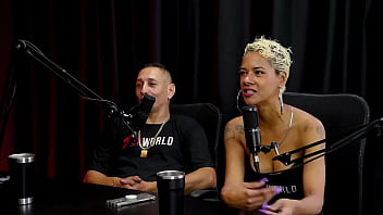 Safada faz stripper sensual depois de falar que fez dp com um brinquedo grosso estão procurando anão e em quem mama senta ou passa natt paradise & raposão watch sheer red