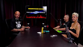 Safada faz stripper sensual depois de falar que fez dp com um brinquedo grosso estão procurando anão e em quem mama senta ou passa natt paradise & raposão watch sheer red