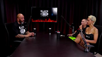 Safada faz stripper sensual depois de falar que fez dp com um brinquedo grosso estão procurando anão e em quem mama senta ou passa natt paradise & raposão watch sheer red