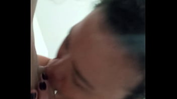 La tanga a un ladito nalgadas sexo casero latino