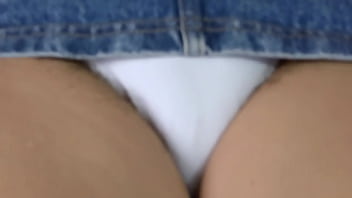 I love showing off erotically and watching them cum in front of me with their big cocks