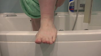 Beautiful feet of my mature wife and delicious legs in nylon amateur foot fetish in a milf compilation pawg bbw
