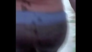 Culona con pajazo atras Culona con pajazo atras