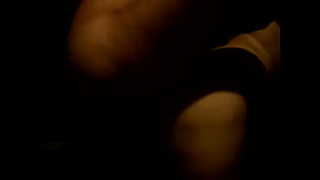 Nise no banheiro com amigo