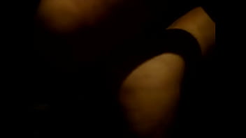 Nise no banheiro com amigo