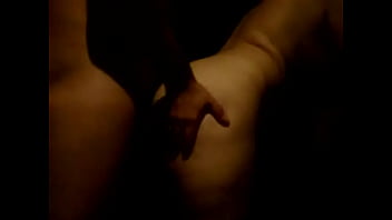 Nise no banheiro com amigo