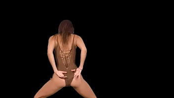 Alluring dancer Alluring dancer