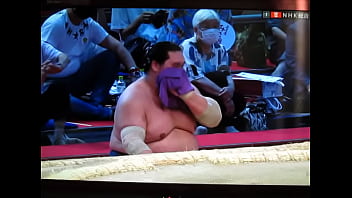 白鵬ちゃんは200万円で八百長相撲をやっております