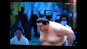 白鵬ちゃんは200万円で八百長相撲をやっております