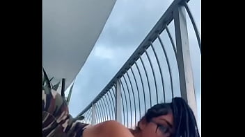 She make it twerking