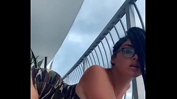 She make it twerking