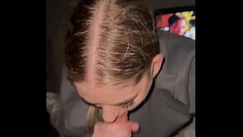 Petite college blonde fucks after the first date baby bree