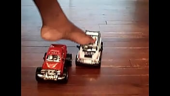 Jeanette laughlin 2 truck crush