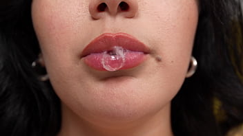 Curvy babe nika venom enjoys big cock in her pussy