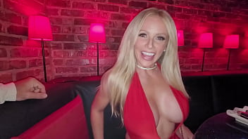 Pov you're on a hotwife date and get to fuck me