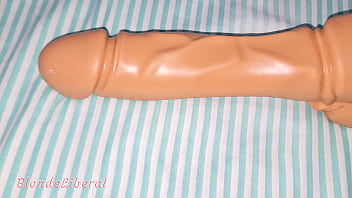 Gozando com um super consolo