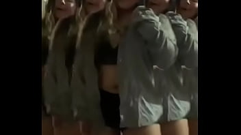 Peruanita nalgona se prostituye por tiktok