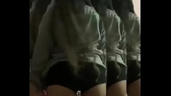 Peruanita nalgona se prostituye por tiktok