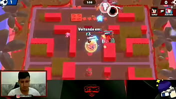 Bibi jogando mal no brawl stars e a pessoa ficando puta