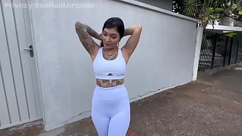 Dei pra um completo estranho