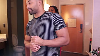 Threesome fuck jaxson briggs & solo the bull fuck maxine's asian slit