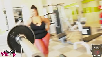 Sofia rose eye fucks rome major in gym flirting turned pussy pounding