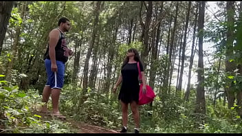Perdida no meio do mato um estranho me ofereceu ajuda e olha no que deu part 1 Perdida no meio do mato um estranho me ofereceu ajuda e olha no que deu part 1