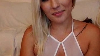 Blonde Babe Dildoing Her Pussy On Webcam thumbnail