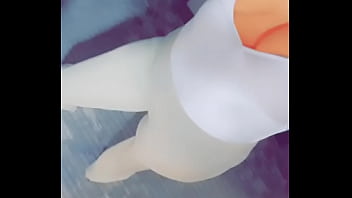 Sub showing off body