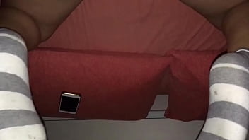 Girl pumps waiting for creme