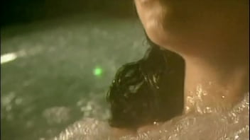 Night time anal fuck in the hot tub