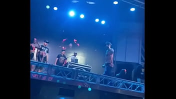 Perdón estaba haciendo mis necesidades y pinto