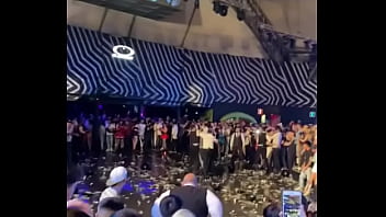 Perdón estaba haciendo mis necesidades y pinto