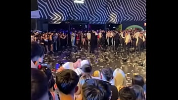 Perdón estaba haciendo mis necesidades y pinto