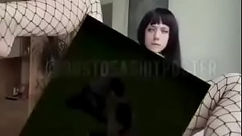 Hinata se masturbando