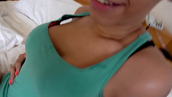 Enges teen lara will es ohne kondom