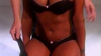 Latex lesbian mistress and her slave