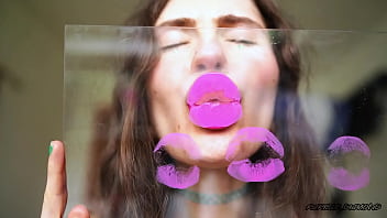 Naughty noisy pinky kiss