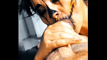 Halloween inesquecível milf gostosa desconhecida e má suga todo esperma dos homens e engole seus sémen o casado sofre sem esperma para a esposa depois daquela última noite a milf casada procurou outro que pudesse mais uma ve